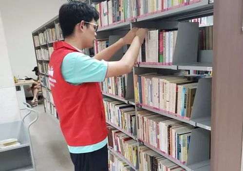 青春三下鄉 圖書翰墨飄香，中華文化源遠流長